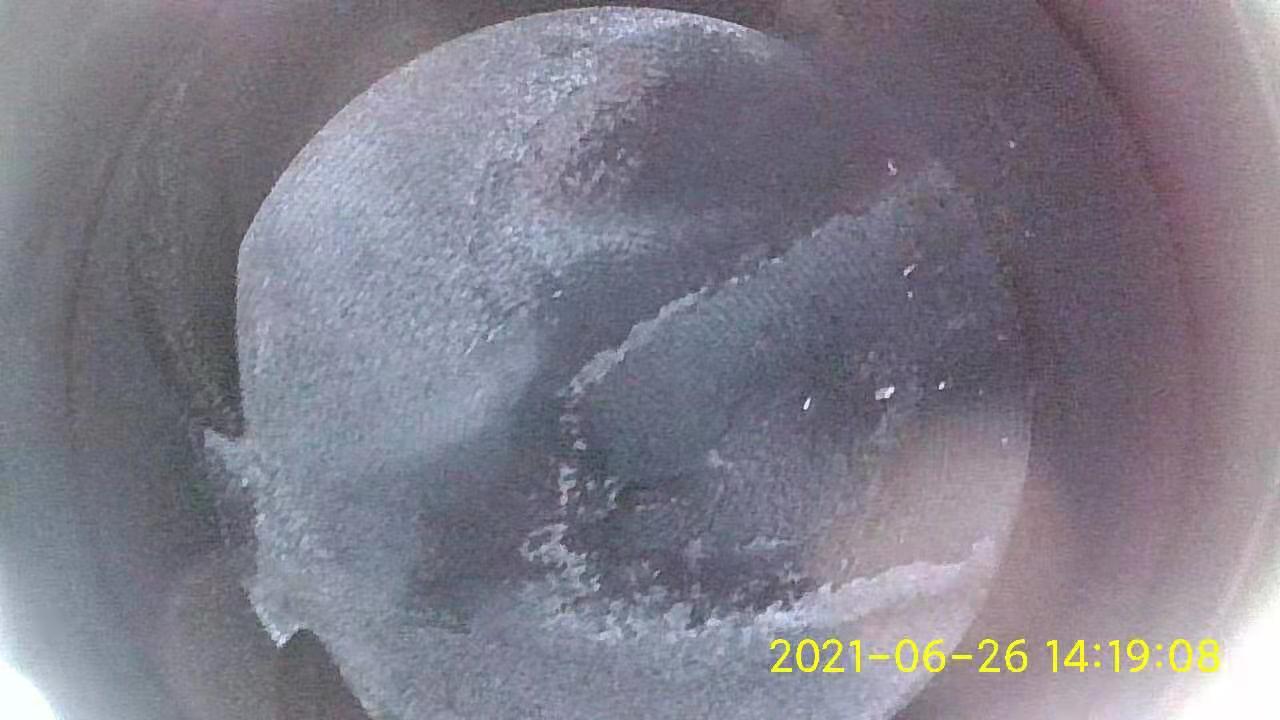 奥迪a6l怠速低车身抖动什么原因,奥迪a4l怠速间歇性抖动正常吗