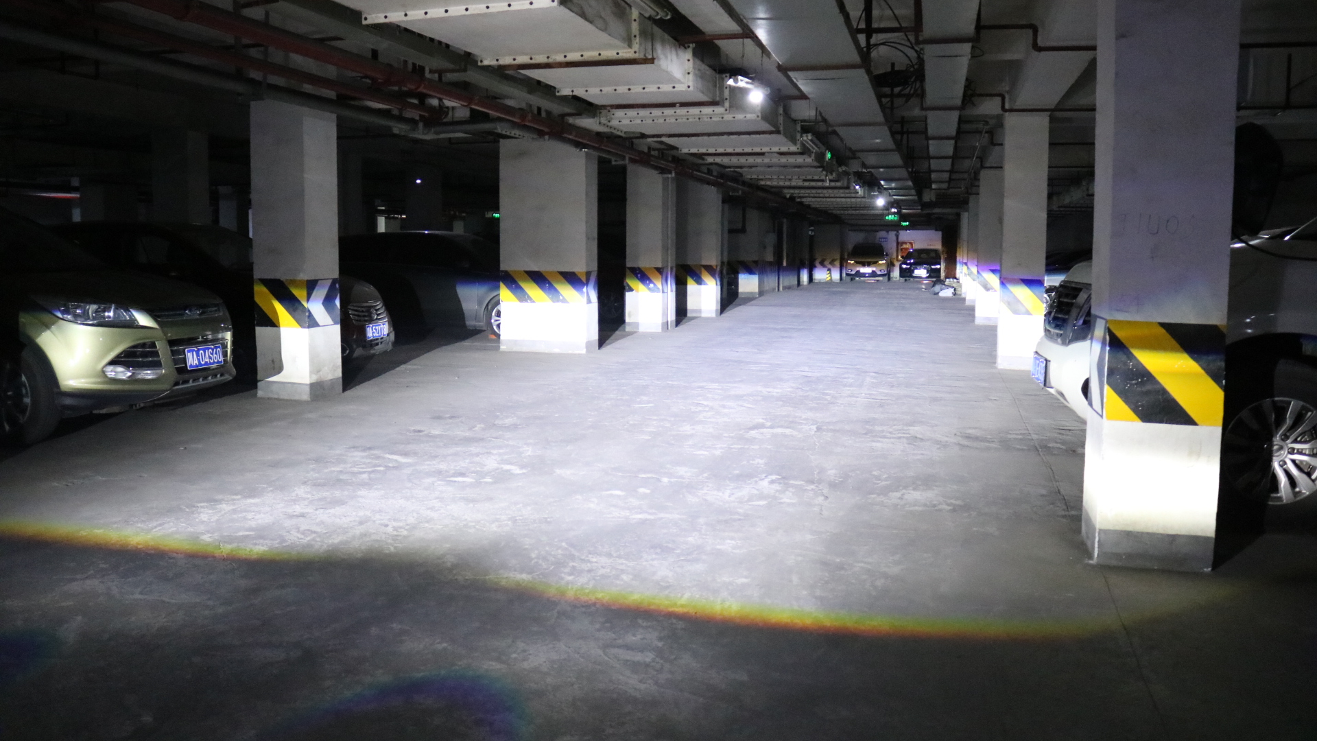 海拉5氙气透镜和led透镜对比,澳兹姆透镜和海拉5透镜哪个好