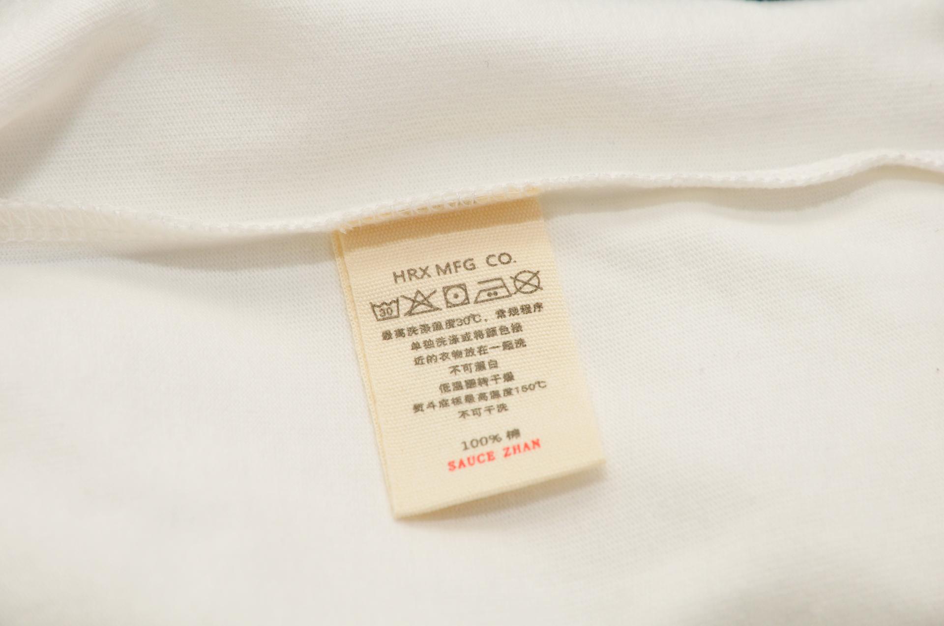 怎么选择经典百搭版型好的t恤,t恤的选择与搭配