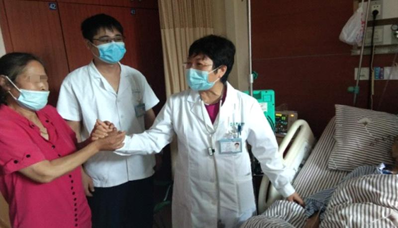 医者仁心大爱精诚,医者仁心济世救人