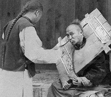 这是清朝最常见的刑罚，比斩首还要残酷，想自杀都没有机会