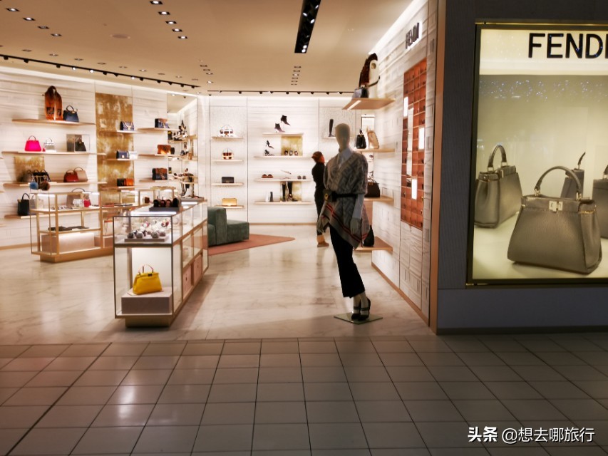 英国伦敦机场免税店茅台酒价格,英国免税店茅台和国内有区别吗