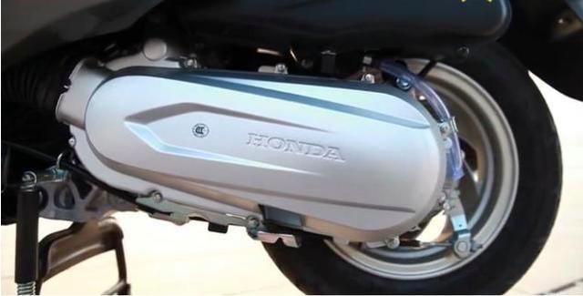 五羊本田125踏板最新款落地价,五羊本田踏板125哪款最省油震动小