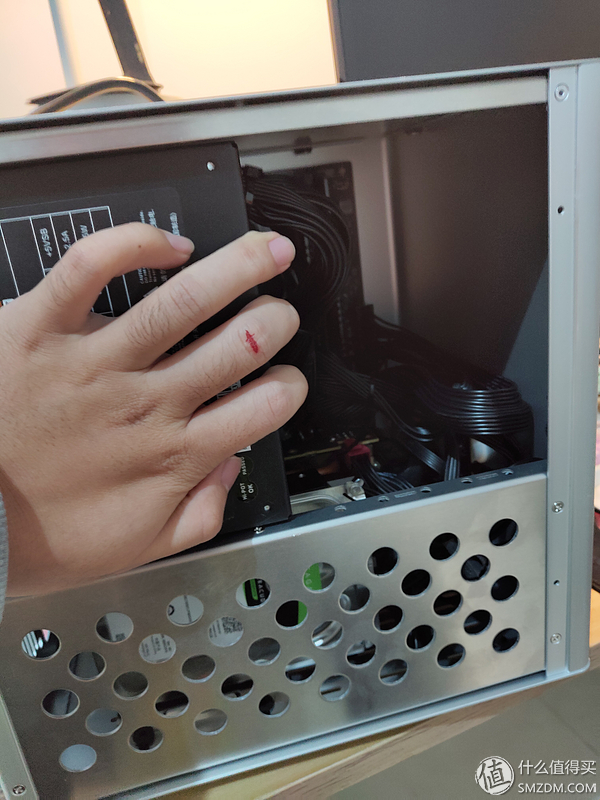 每月200零花苦逼男背着母老虎2700装电脑小记