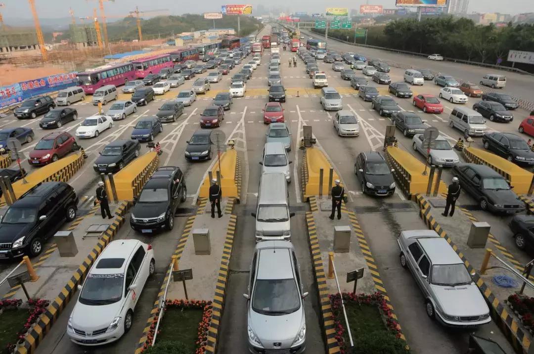 70张照片合集视频,70年衣食住行对比图