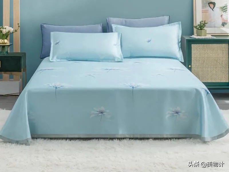 凉席冰丝凉席柔软亲肤,超爱的冰丝凉席凉快又舒服