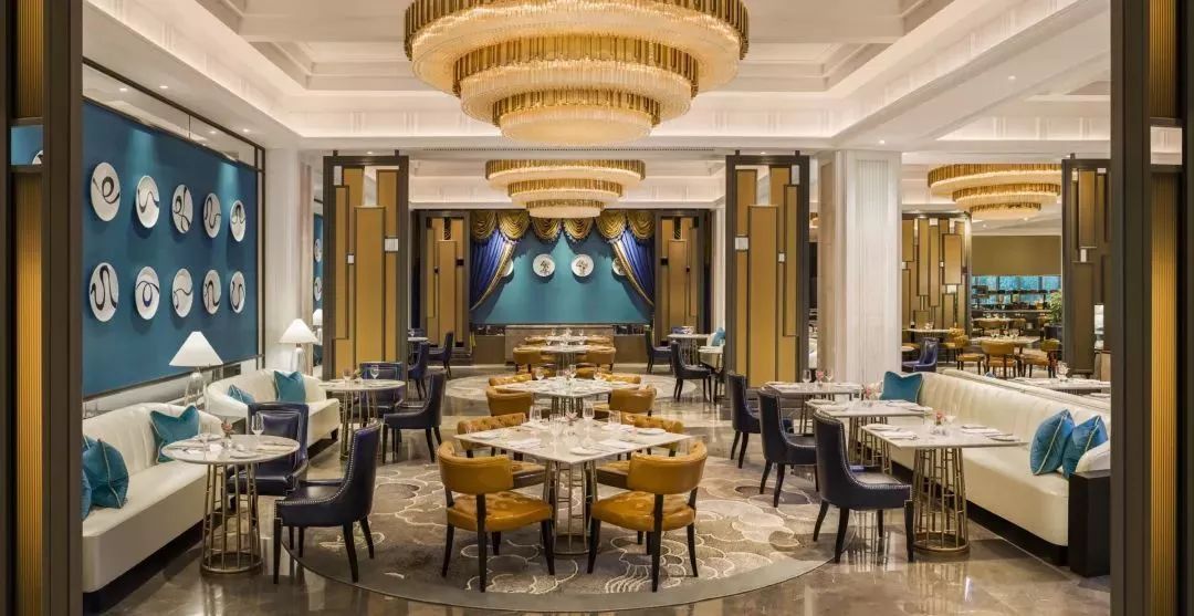 坐拥500万英镑艺术品!自助晚餐云集4家餐厅精华菜!