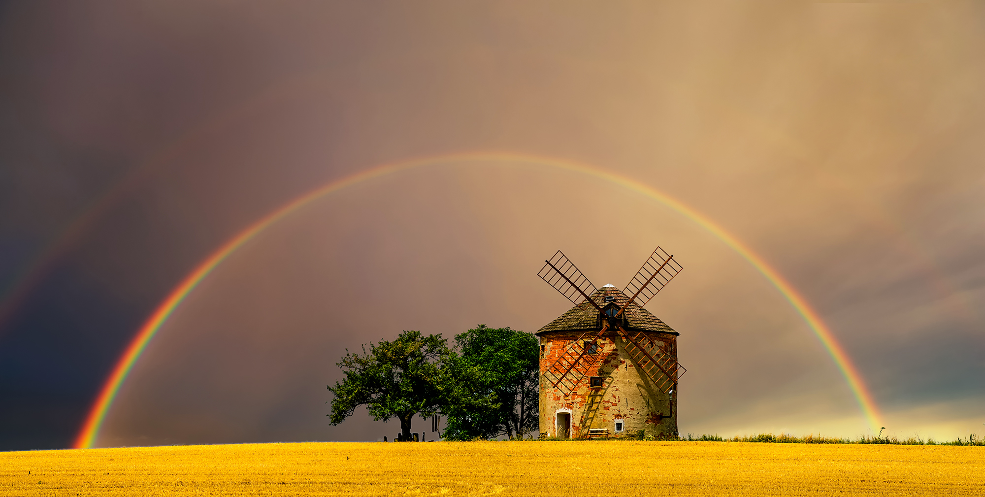 相机srgb和adobergb区别,adobergb和srgb的电脑选哪个