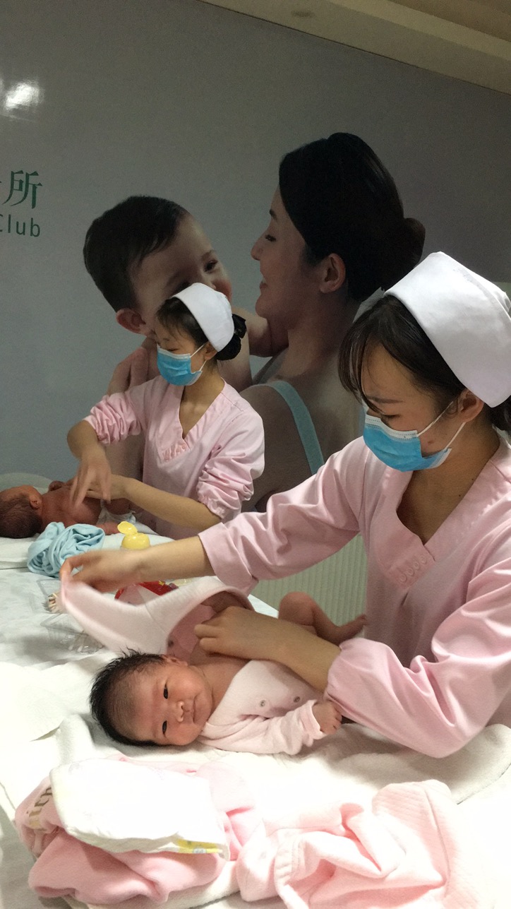 武汉疫情第一家医院,武汉一家治新冠肺炎