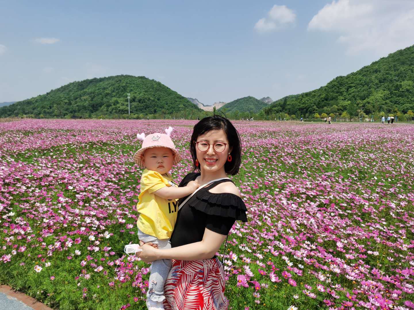 滕玲玲个人简历,滕玲玲视频