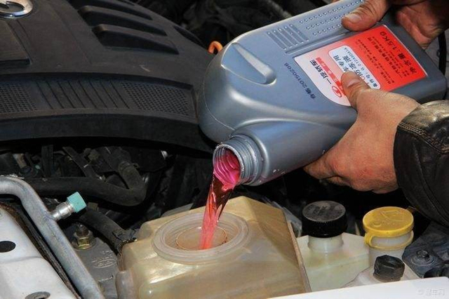 长安cs55防冻液损耗厉害什么情况,cb400f防冻液损耗过快怎么回事