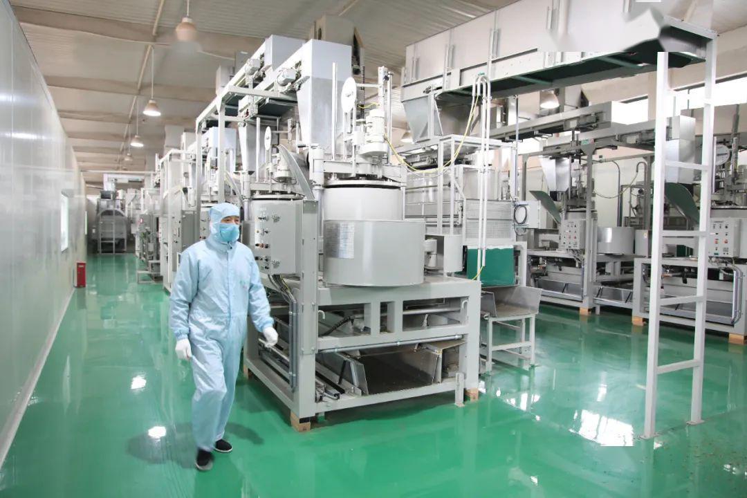 中国掌握世界芯片原材料,遏制芯片