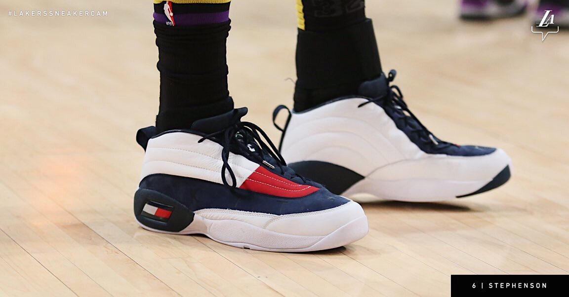 NBA赛场最近三天篮球鞋精选集：鞋头们的赛季鞋王之争越发激烈