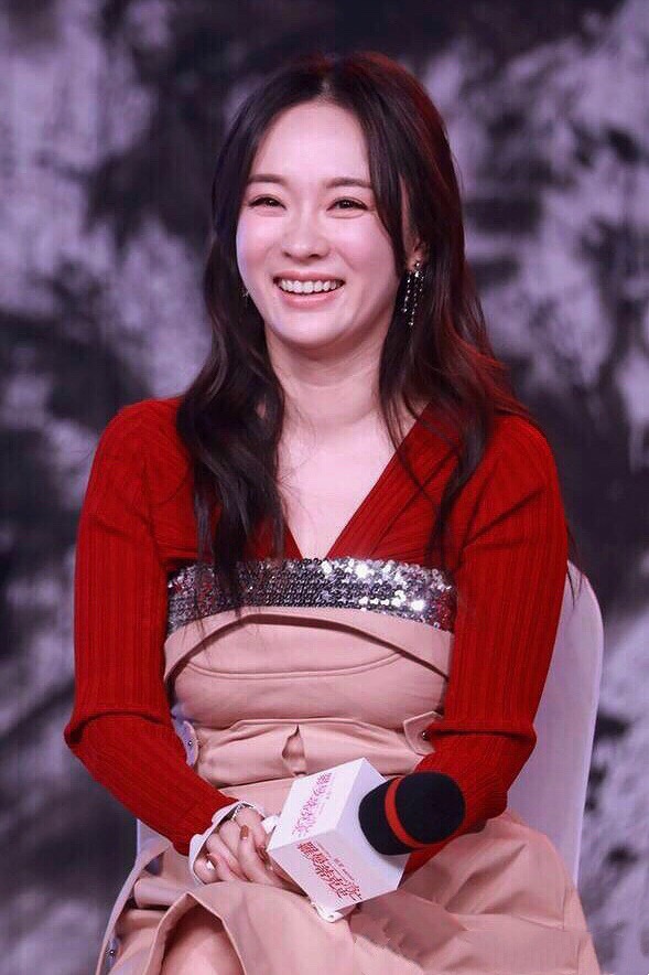 脸上肌肤下垂松弛衰老最好的方法,女性脸部下垂凹陷的原因