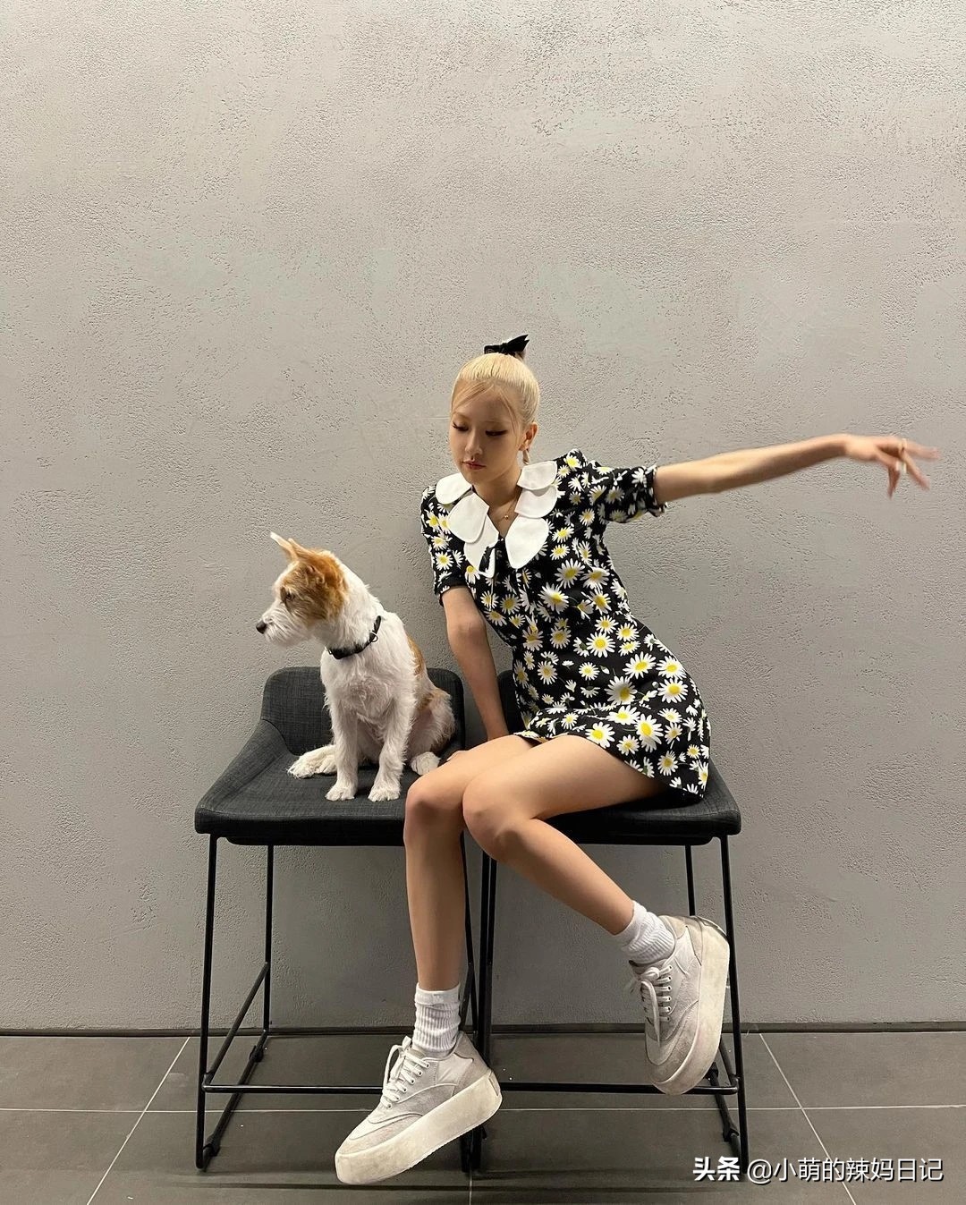 穿连衣裙可以配什么鞋,穿连衣裙上面搭配什么鞋子