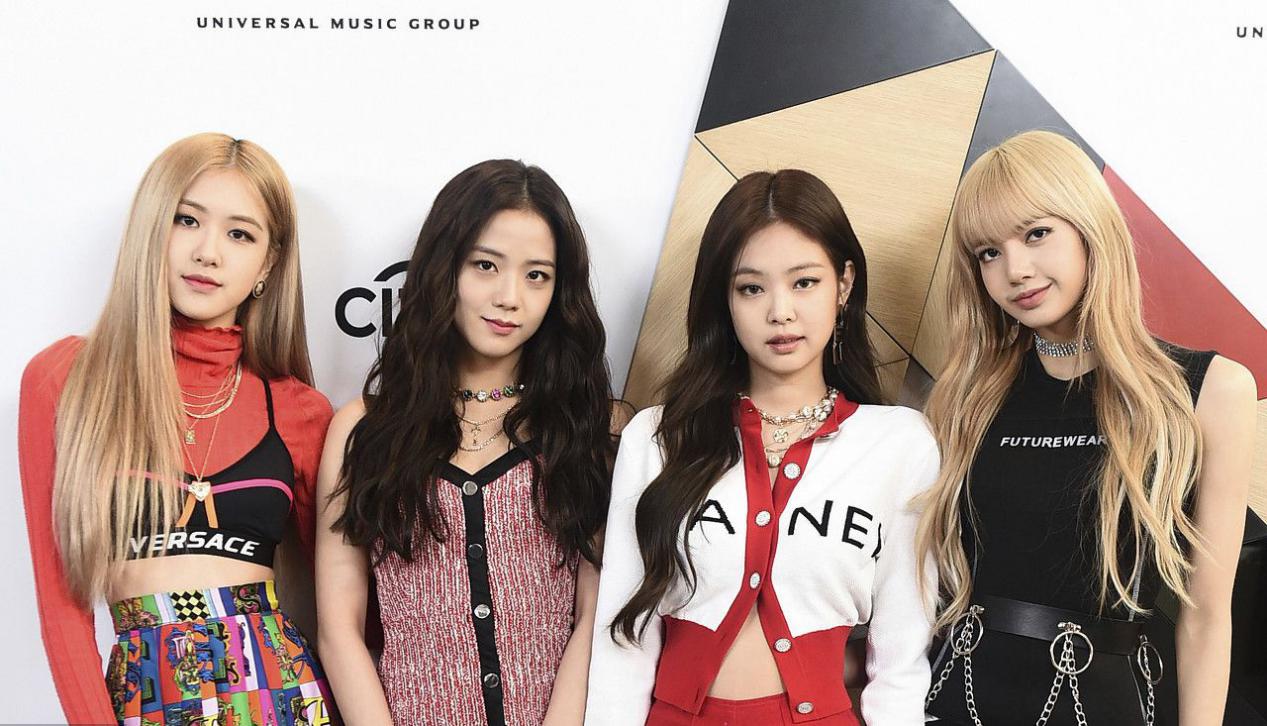 blackpink女团春季穿衣搭配,blackpink女团宽松穿搭