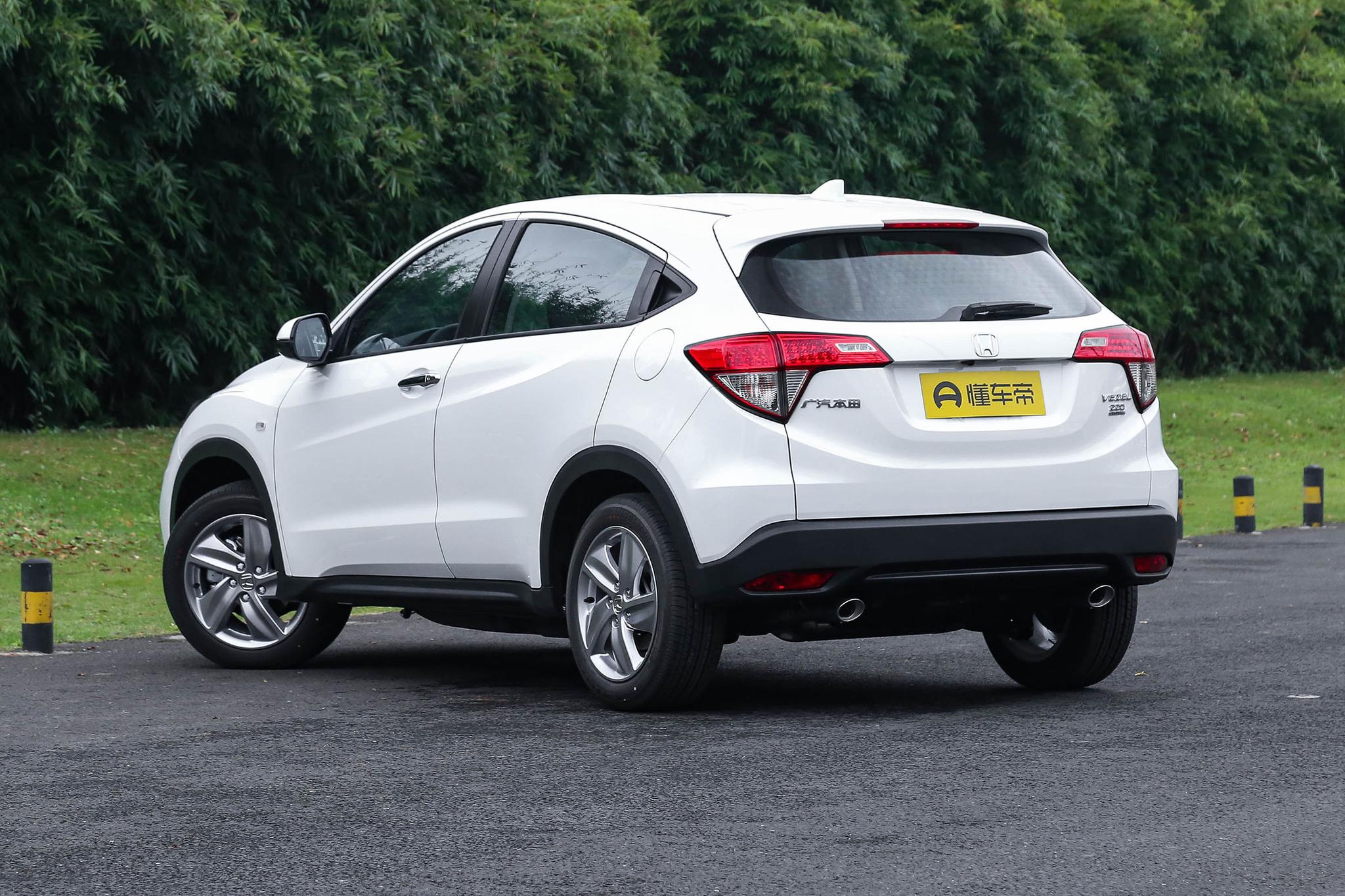 本田15万左右suv推荐,改款2022款全新一代广汽本田缤智