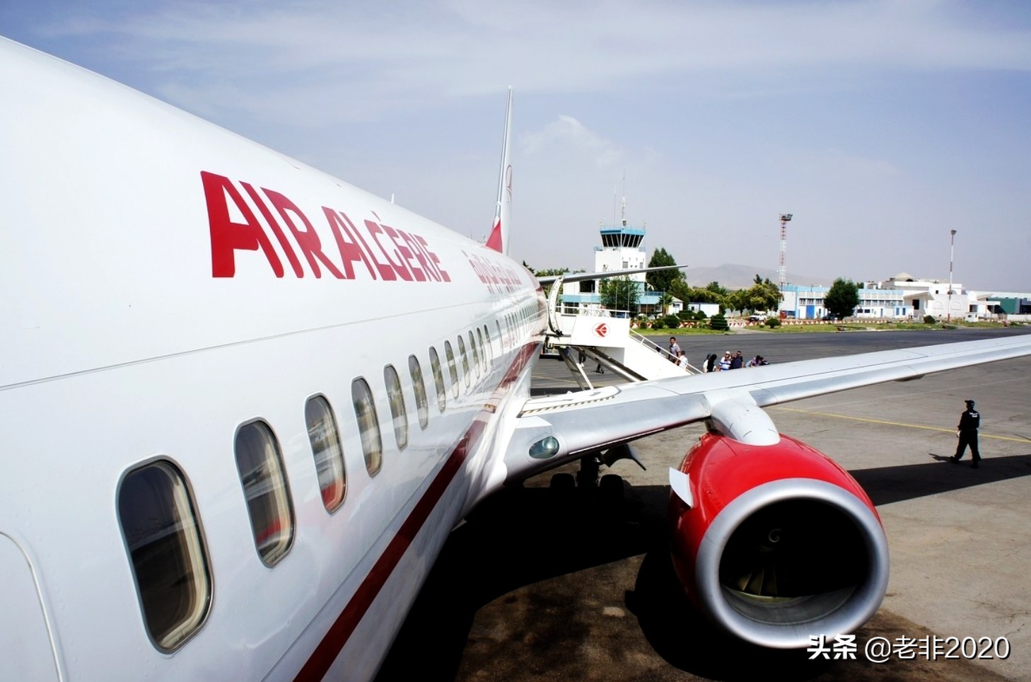 非洲之旅，我带回小一包红珊瑚，卖掉之后赚够了往返的机票钱