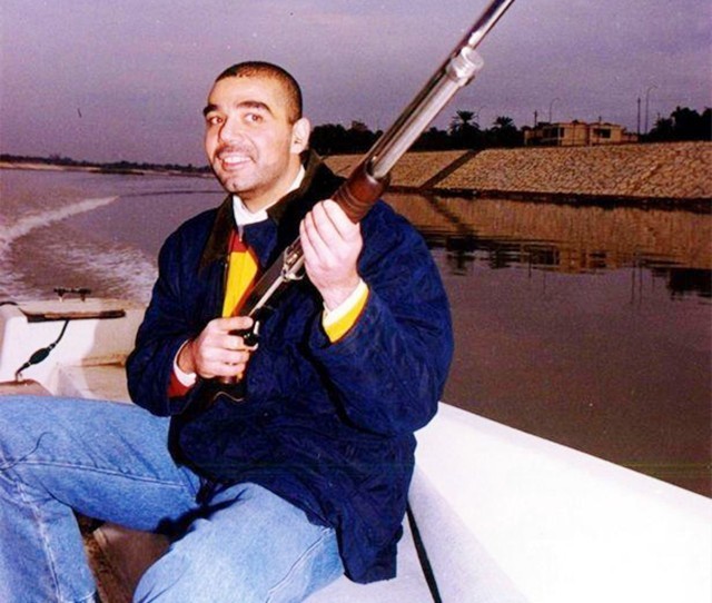 萨达姆乌代库赛逃亡时的汽车,萨达姆的儿子乌代库赛死时的年龄