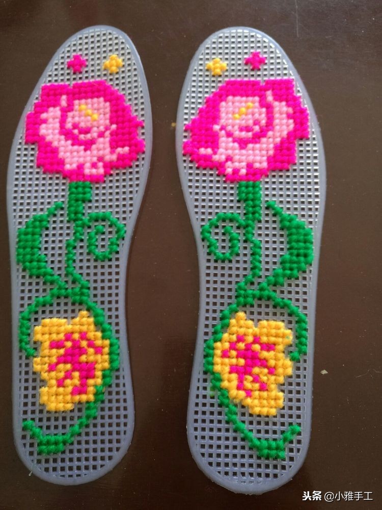 云南小巧妹自做鞋垫刺绣教程,孙姐手工刺绣鞋垫教程