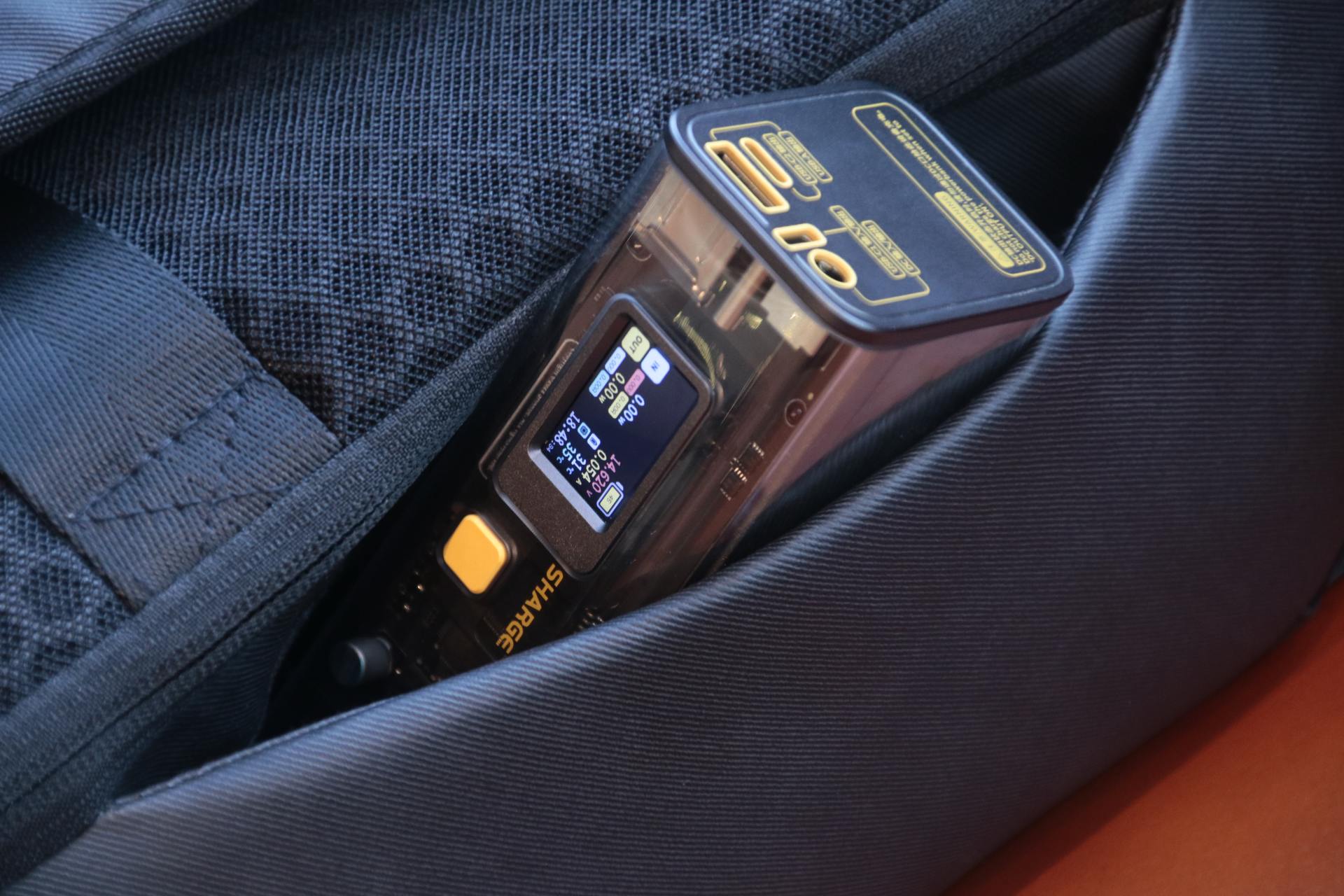 除了超高颜值，闪极卖千元的勇气是什么？一枝独秀