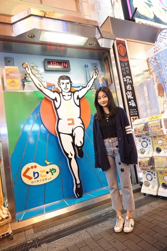 日本的樱花又开了哦,日本樱花又开了是什么梗