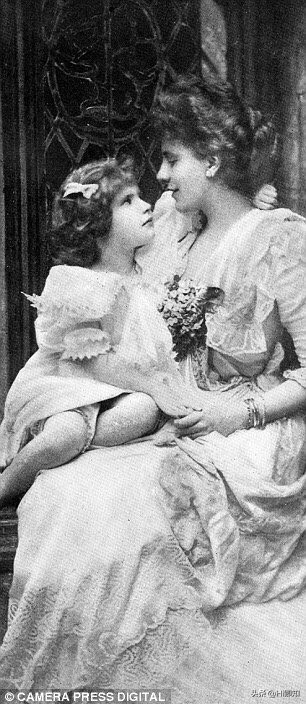 卡米拉与英国皇室,卡米拉到底有多不受待见