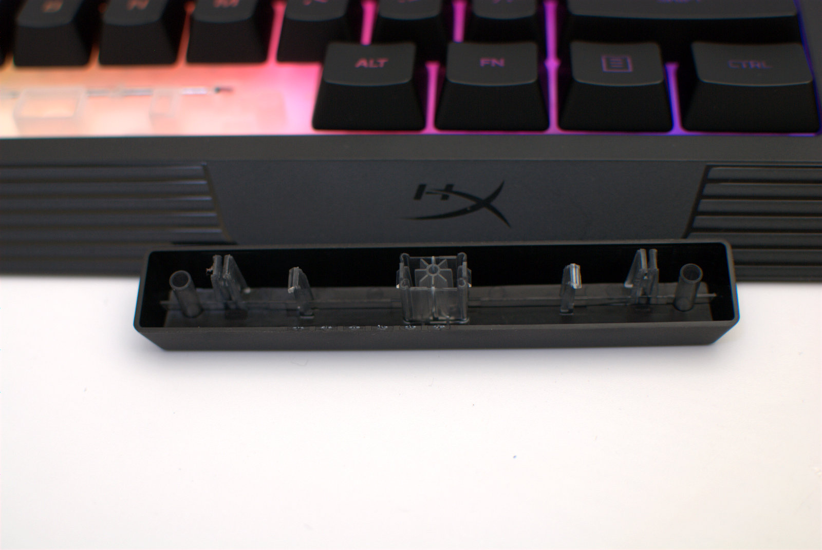 金士顿hyperx键盘火轴怎么样,金士顿hyperx键盘是热插拔吗