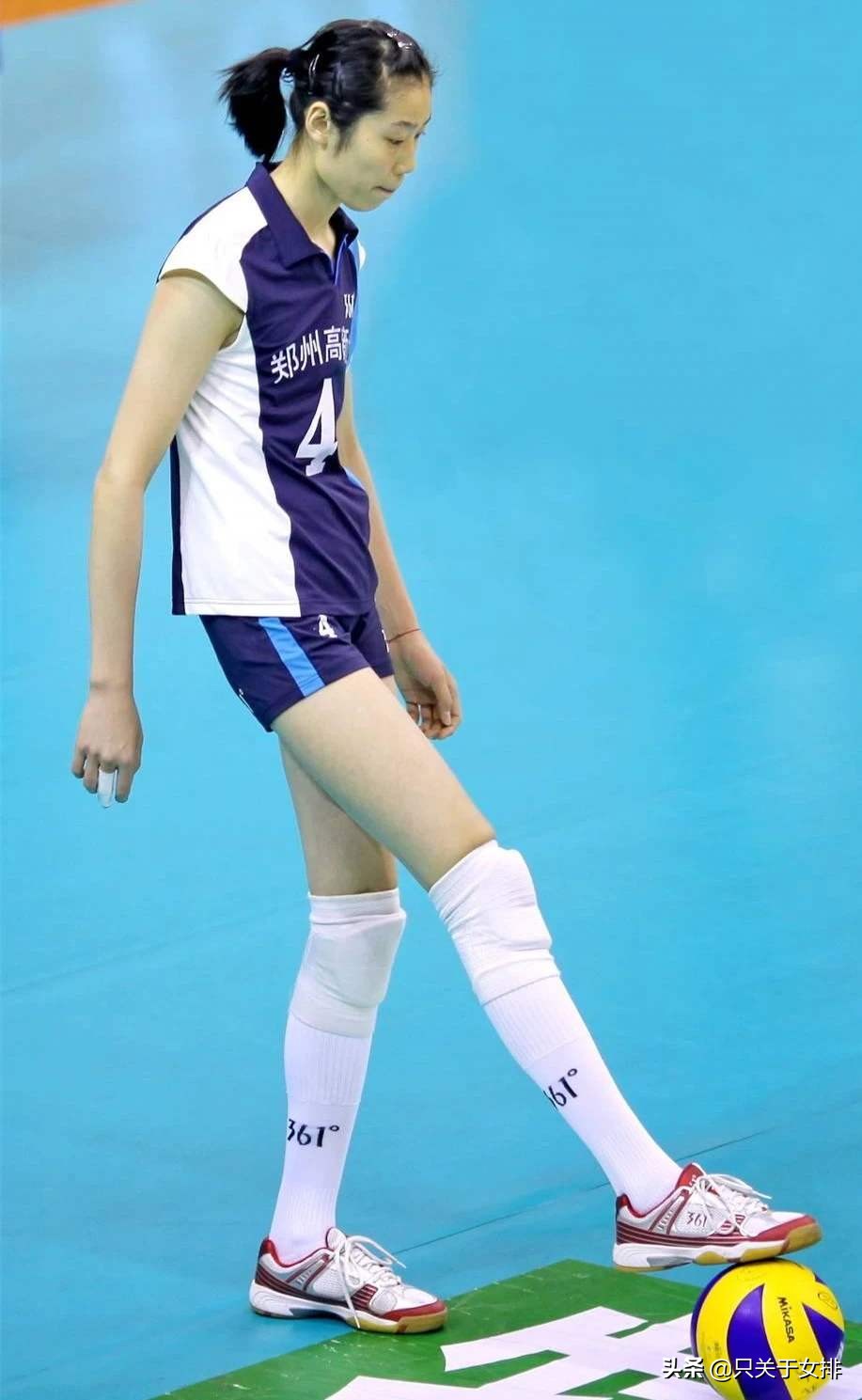 女排球员穿几码鞋,女排袁心玥穿几号球衣