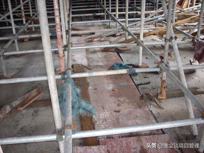 施工现场钢筋安装绑扎通病案例,钢筋质量通病基础知识培训讲义