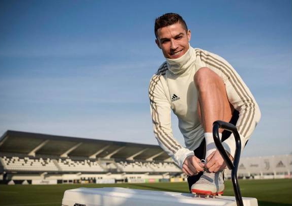 冬天踢球该注意些什么,冬天踢球需要什么准备