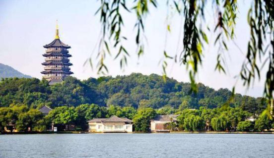 车牌出租一年大概多少钱,车牌租赁市场价