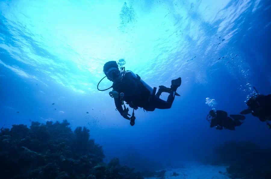 一半是海水一半是蓝天，这就是西沙群岛！我是登岛的第46066人