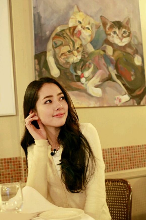 向佐健身练腰,向佐一身肌肉怎么锻炼的