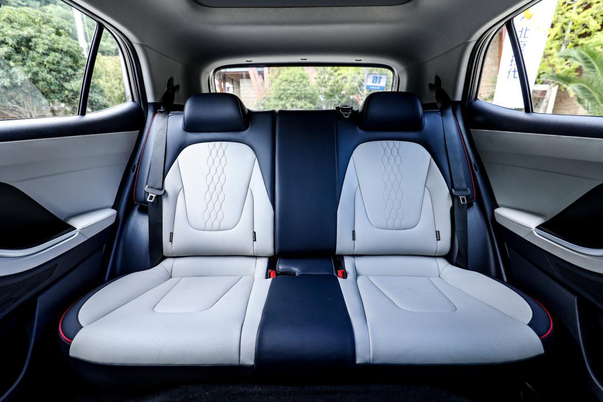 试驾现代ix252.0,北京现代ix25山路体验