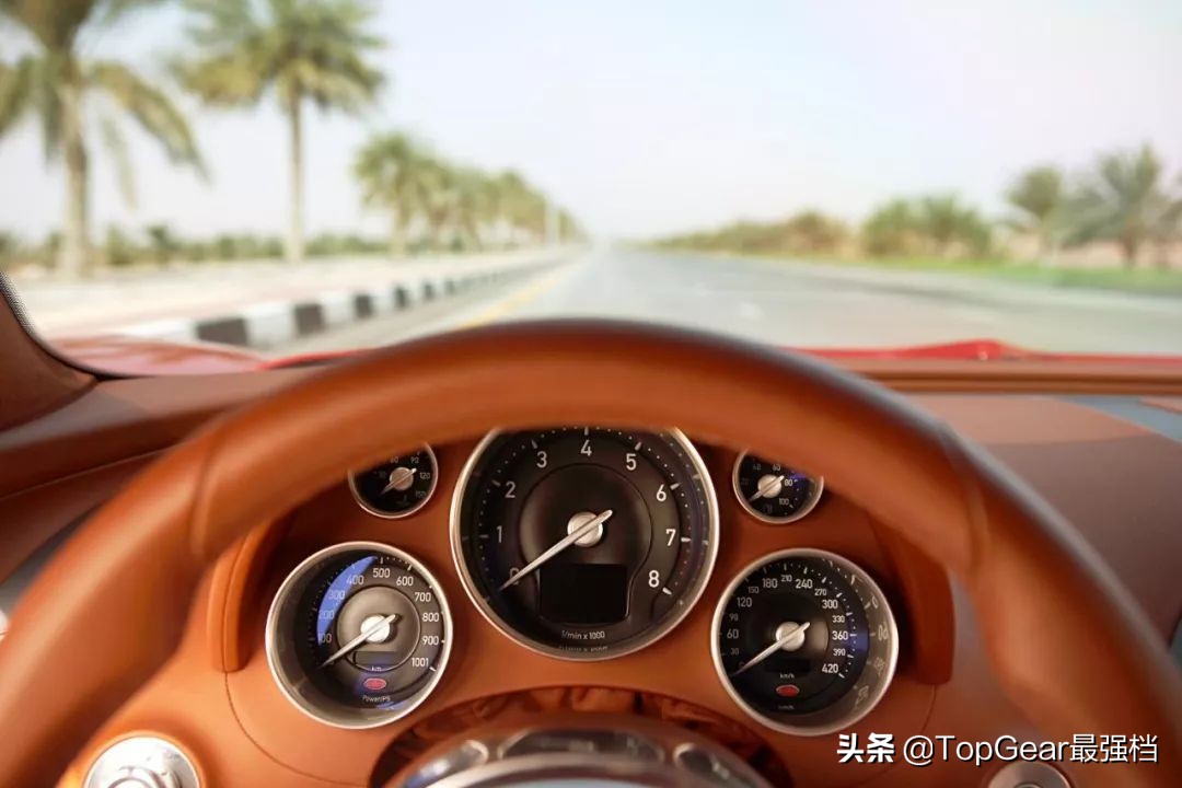 豪车仪表,仪表盘设计独特的车