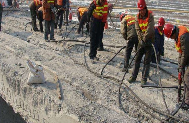 防冻水泥和抗冻混凝土区别,混凝土冬季施工的抗冻措施是什么