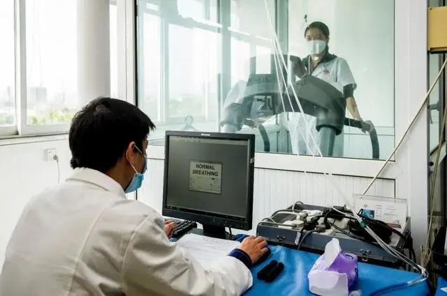 一天2亿只口罩,一天卖出9000万元口罩