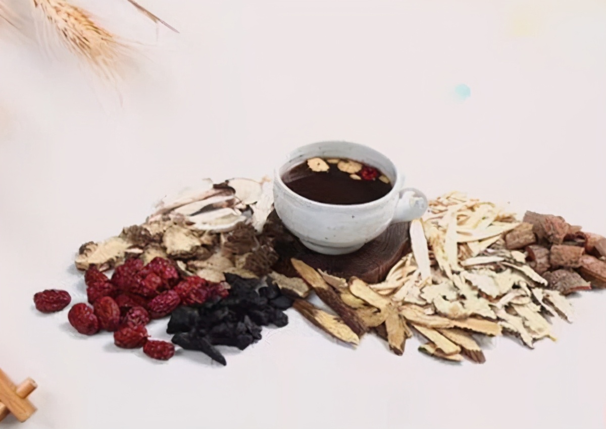 降尿白蛋白高消水肿的中药,肾炎下肢水肿中医辨证治疗