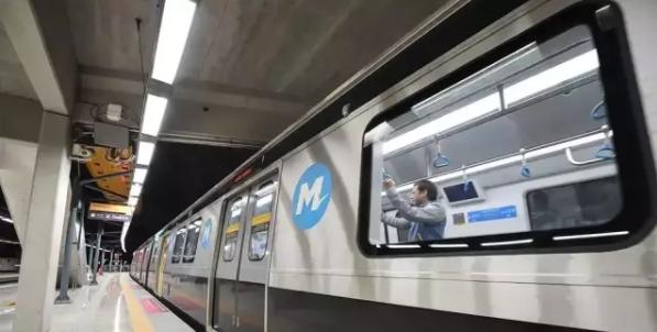 蚊帐成天价抢手货，拔罐变灵丹妙药，在外国人眼里，中国这么牛