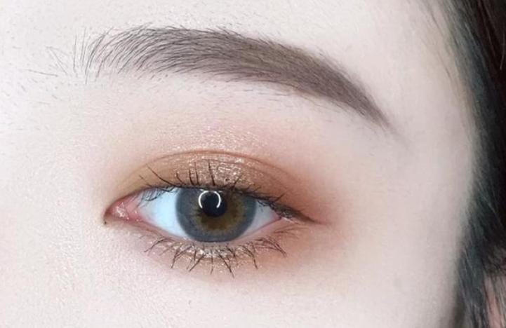 不用眼影盘就可以画的妆,不用眼影盘怎么画好看的眼妆