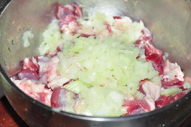 还记得烧烤火锅的味道吗,电烤炉烤羊肉串味道好吃吗