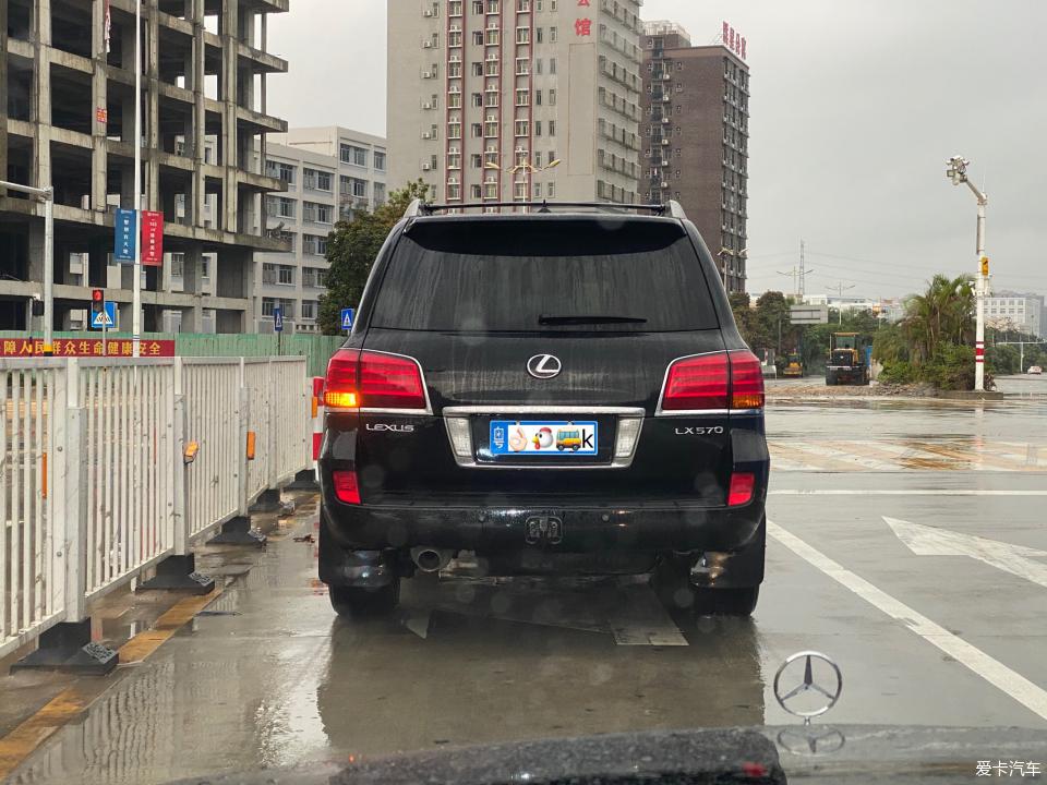 普拉多提车真实感受,男人都爱suv