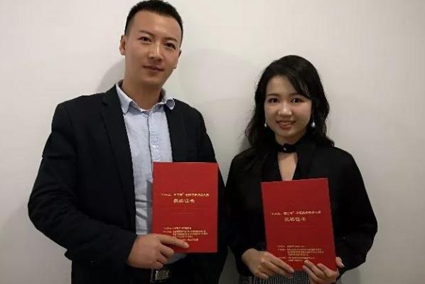 为什么大学里的英语课,多数是年轻漂亮的女老师?男老师去哪了