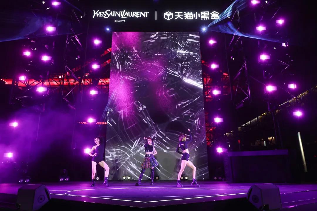 ysl限定狂欢,限时59天ysl时尚大展惊艳魔都