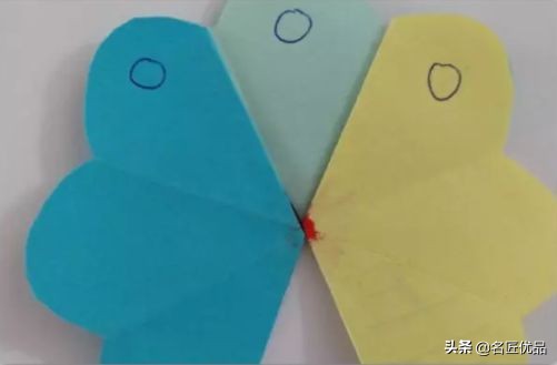 八折团花简单又漂亮教程,又简单又好看的美丽花手工彩纸