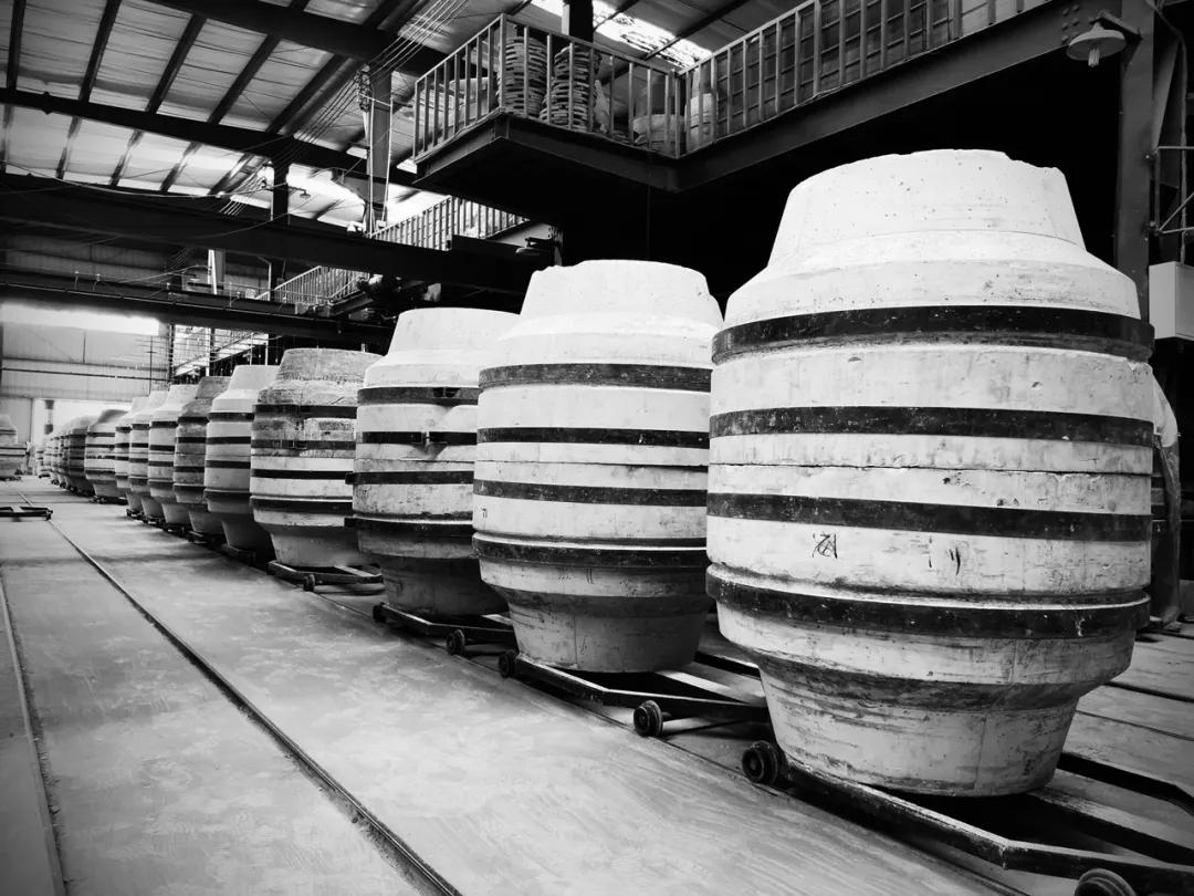 仁怀市茅台镇酒厂酒坛出售,茅台酒厂用的什么酒坛