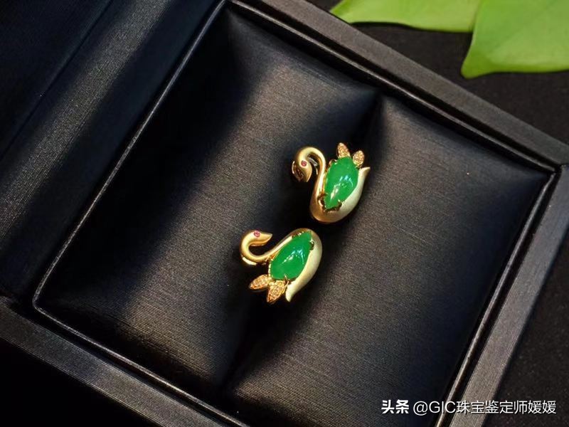 施华洛世奇镂空金天鹅,施华洛世奇梦幻水晶天鹅