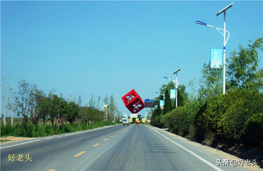 床车自驾游吃住在车上,床车自驾吃住