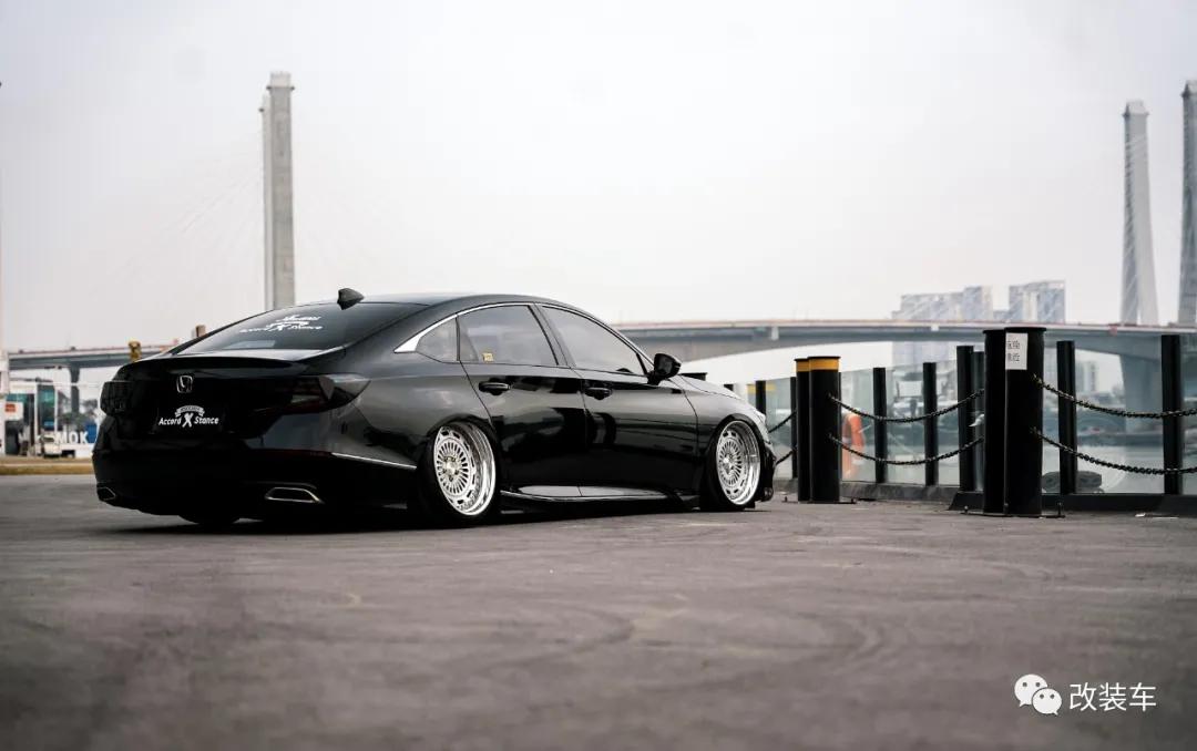 雅阁改装黑武士大包围和低趴,七代雅阁黑武士轮毂